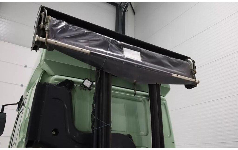 Hook lift truck DAF CF 85.410