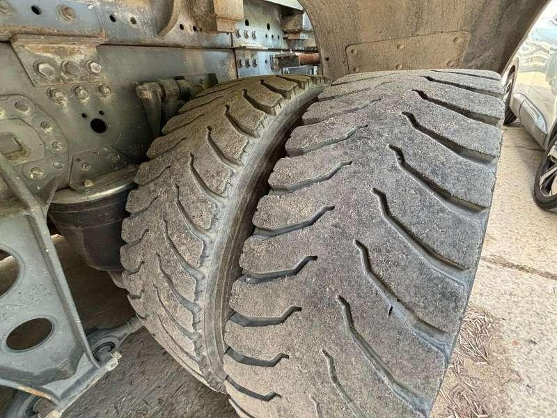 Hook lift truck DAF CF 85.460 6X2