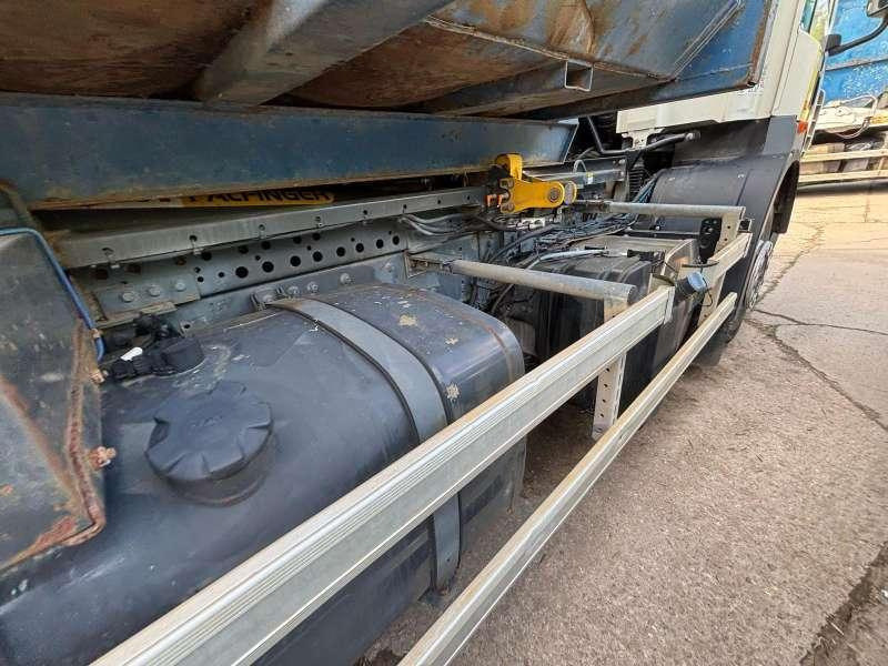 Hook lift truck DAF CF 85.460 6X2