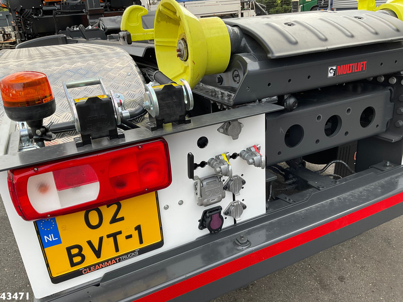 Hook lift truck DAF FAN XD 450 Hiab 23 Tonmeter laadkraan
