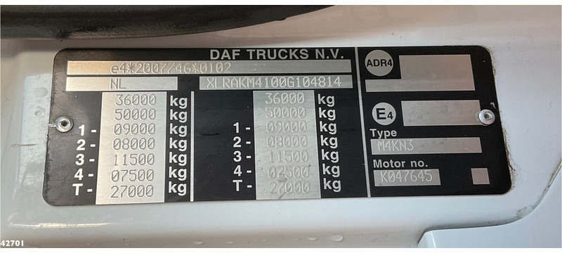 Hook lift truck DAF FAQ CF 400 8x2 Euro 6 HMF 21 Tonmeter laadkraan