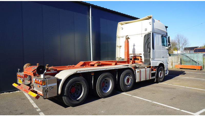Hook lift truck DAF XF460 8X2 HOOKARM SYSTEM TRUCK
