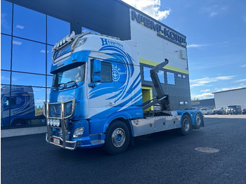 Hook lift truck DAF XF 530 6x2*4 