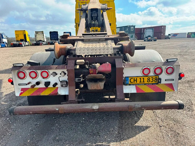 Hook lift truck DAF XF 530 Hoglift with knæk arm.