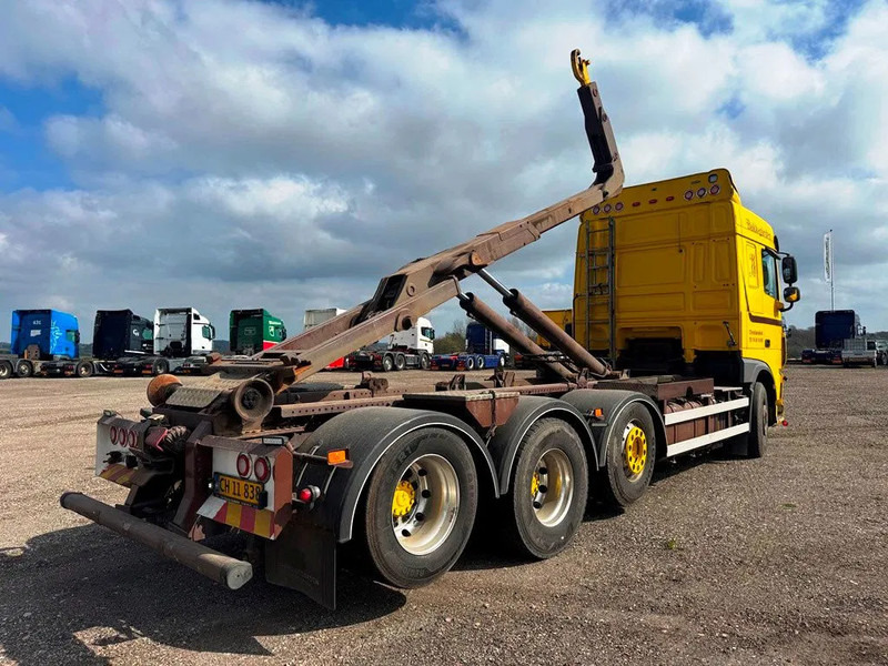 Hook lift truck DAF XF 530 Hoglift with knæk arm.