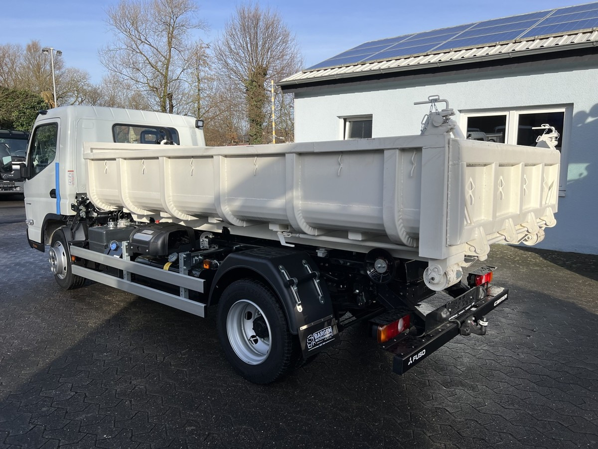 Hook lift truck FUSO Canter FUSO 7C18 City Abrollkipper Miete