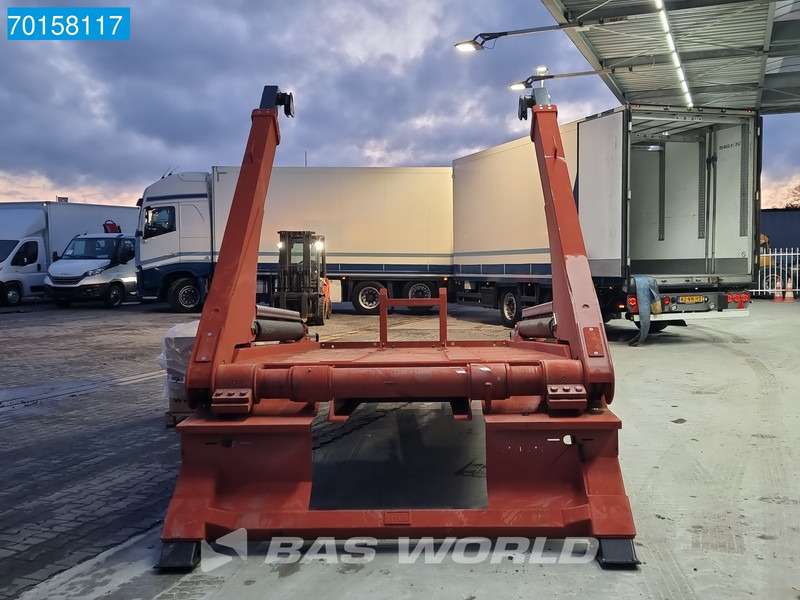 Hook lift truck HYVA 18t 6X2 18 tons HYVA NG2018TAXL with mounting kit