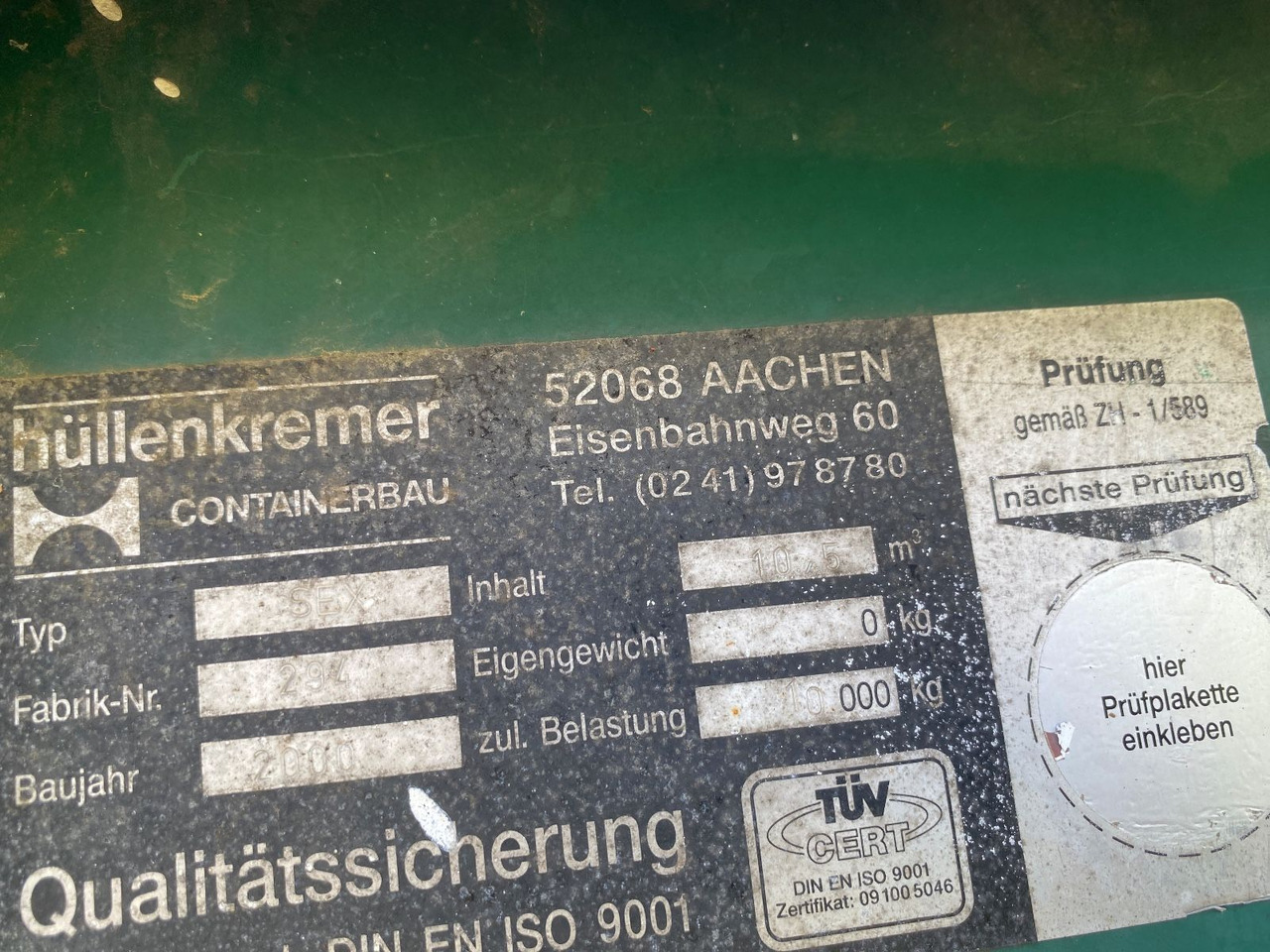 Hook lift truck Hüllenkremer 10 cbm Stahlcontainer mit Deckel