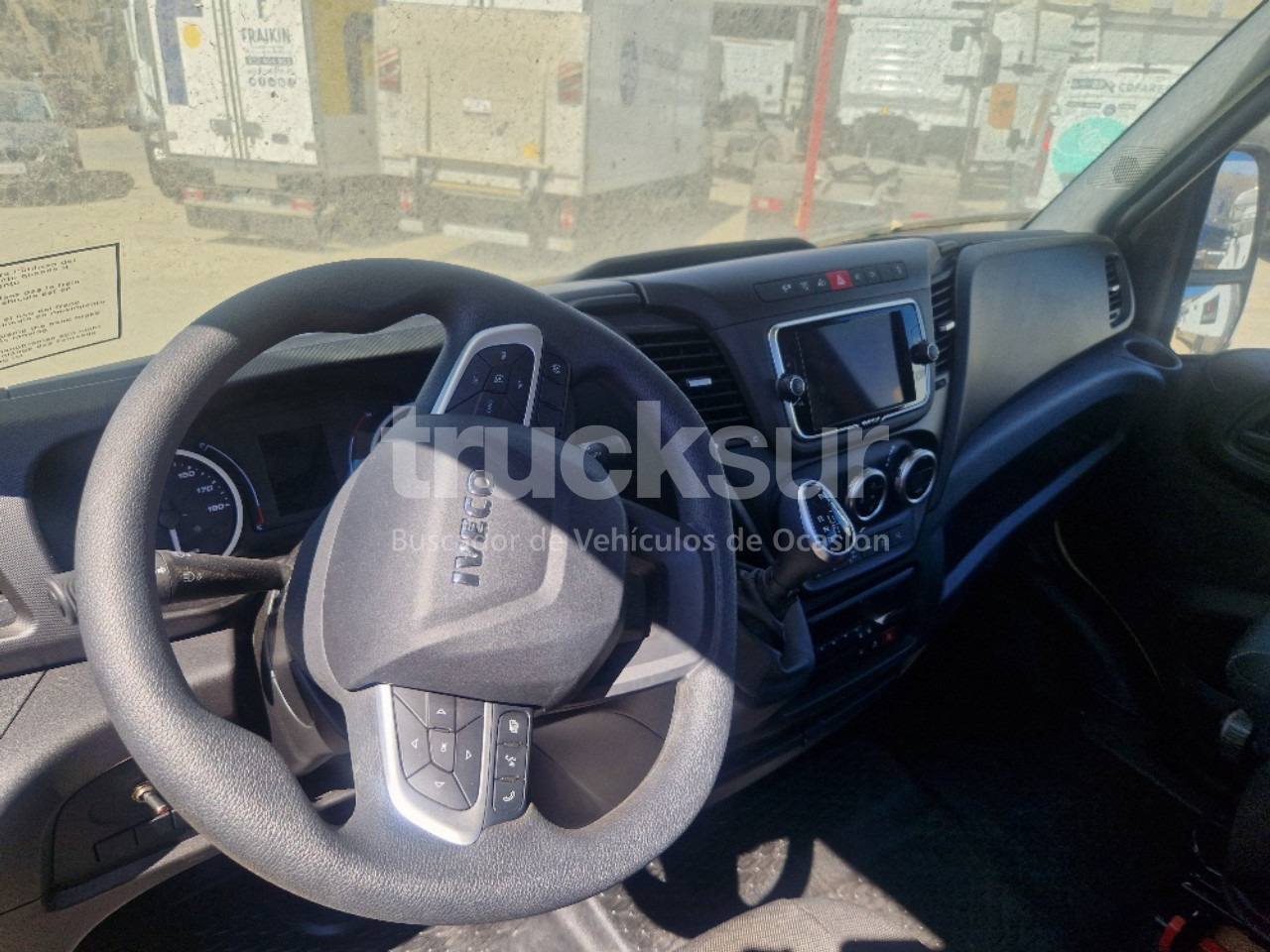 Hook lift truck IVECO 55S18H