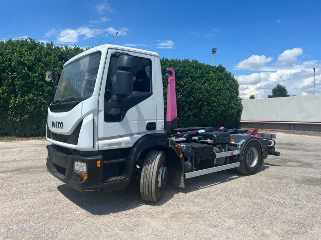 Hook lift truck IVECO EUROCARGO 160E25 SCARRABILE
