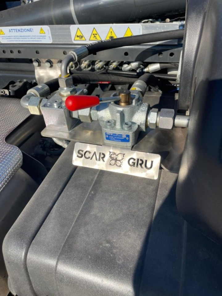 Hook lift truck IVECO EUROCARGO 160E SCARRABILE