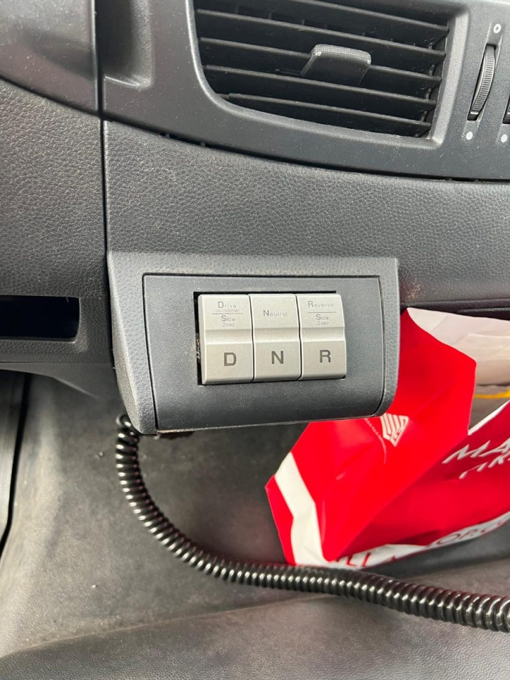 Hook lift truck IVECO EUROCARGO 180EL28 SCARRABILE