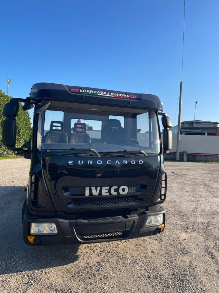 Hook lift truck IVECO EUROCARGO 75E18 CON SCARRABILE NUOVO