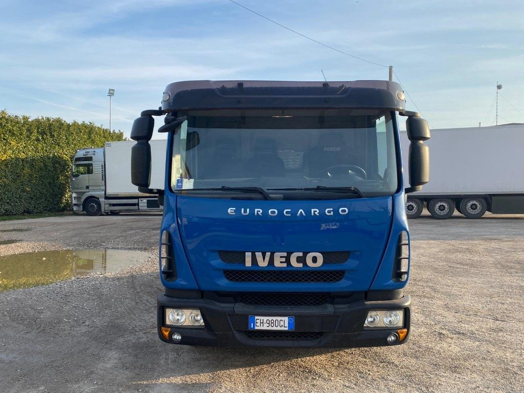 Hook lift truck IVECO EUROCARGO 75E18 SCARRABILE