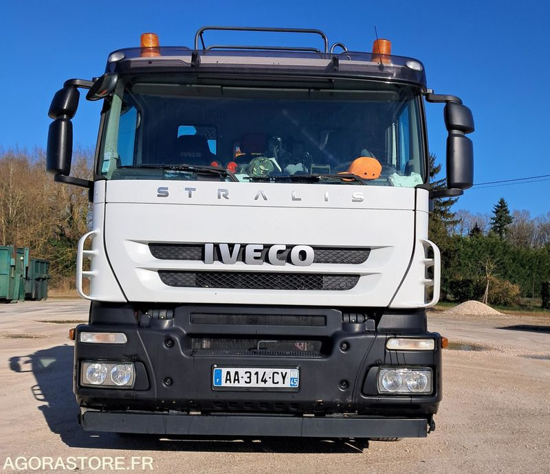 Hook lift truck IVECO GRUE AMPLIROLL 559000 kms 2009