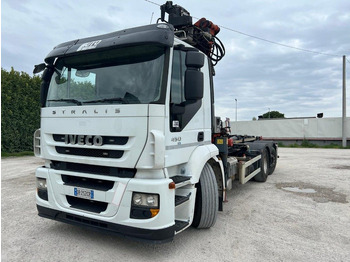 Hook lift truck IVECO STRALIS 260E45 SCARRABILE