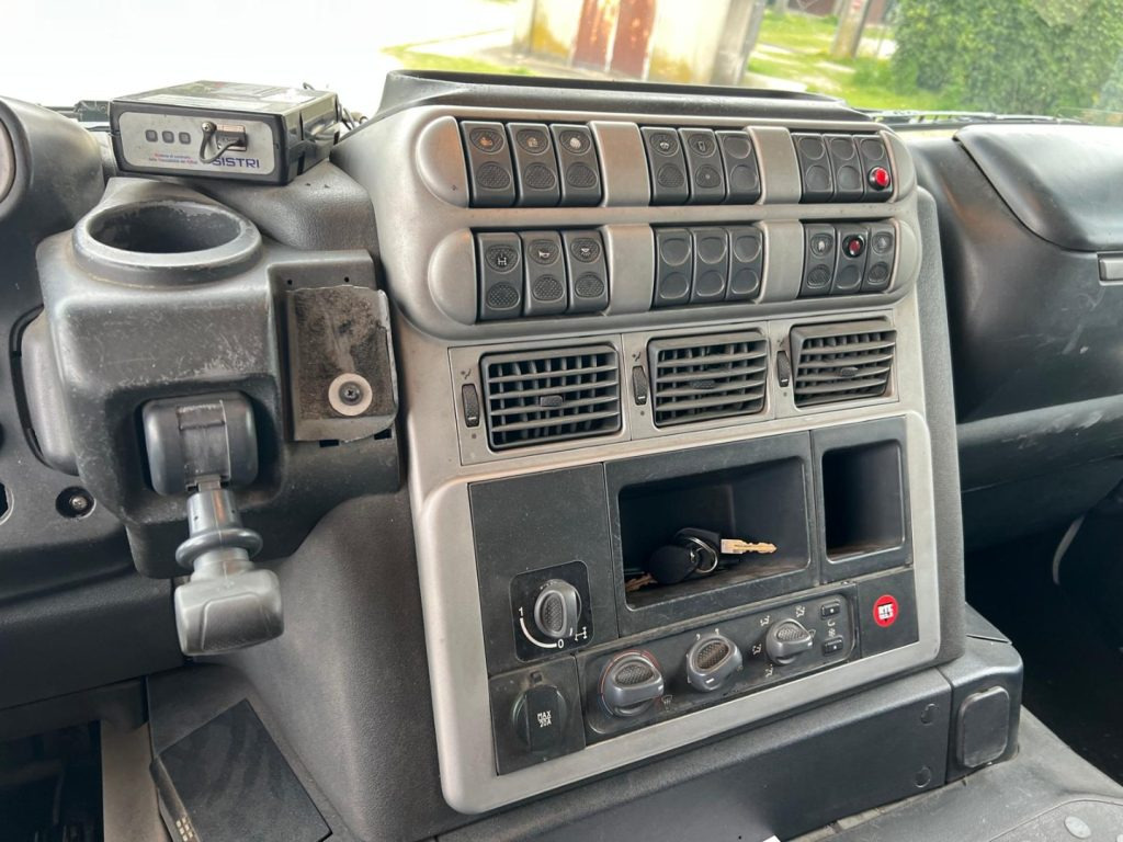 Hook lift truck IVECO STRALIS 260E45 SCARRABILE