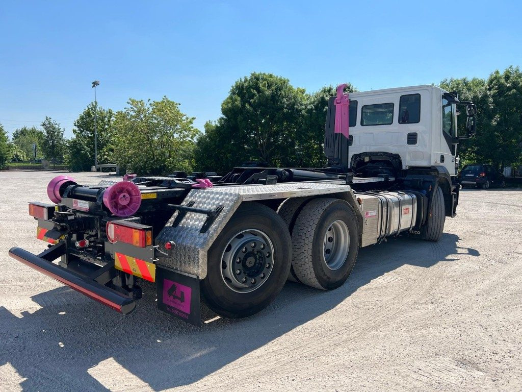 Hook lift truck IVECO STRALIS 460 SCARRABILE