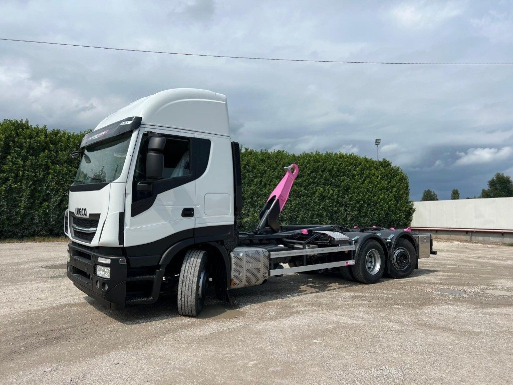 Hook lift truck IVECO STRALIS 510 SCARRABILE