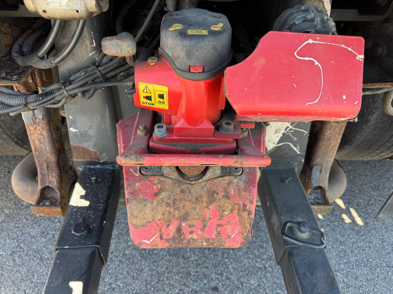 Hook lift truck IVECO STRALIS 560