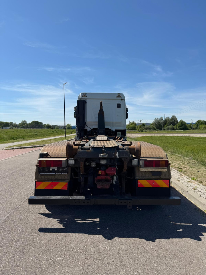 Hook lift truck IVECO STRALIS 560