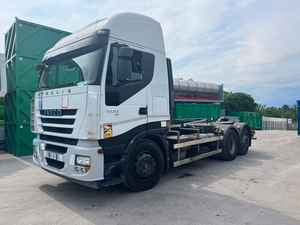 Hook lift truck IVECO STRALIS AS260S 50Y SCARRABILE