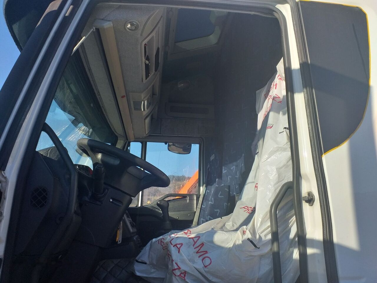 Hook lift truck IVECO STRALIS AT260S42Y/PS