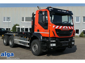 Hook lift truck Iveco AD260T 6x4, Hiab XR21S51, 500PS, Kurzer Radstand 