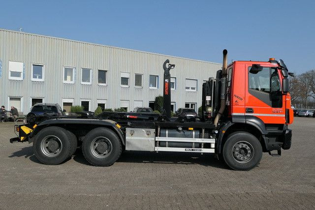 Hook lift truck Iveco AD260T 6x4, Hiab XR21S51, 500PS, Kurzer Radstand
