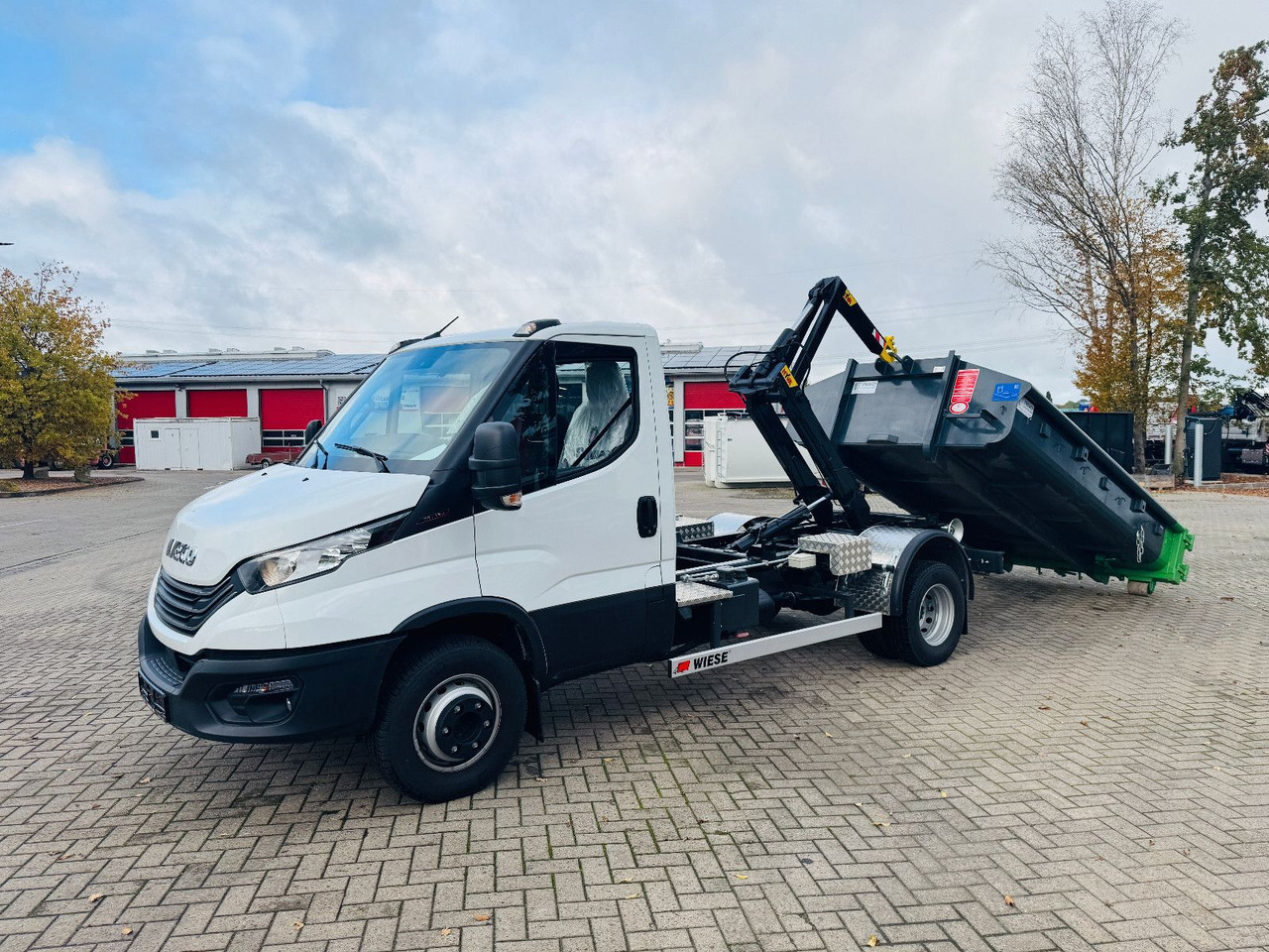 Hook lift truck Iveco Daily 70C18H Hyva Abrollkipper