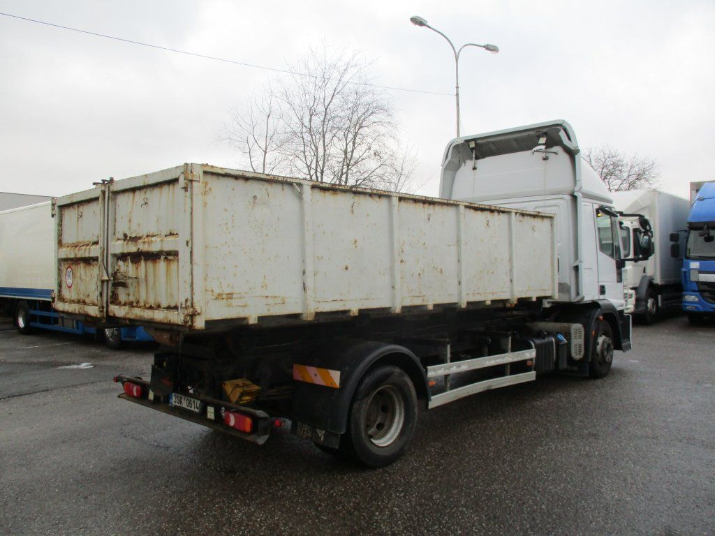Hook lift truck Iveco Eurocargo 140E22