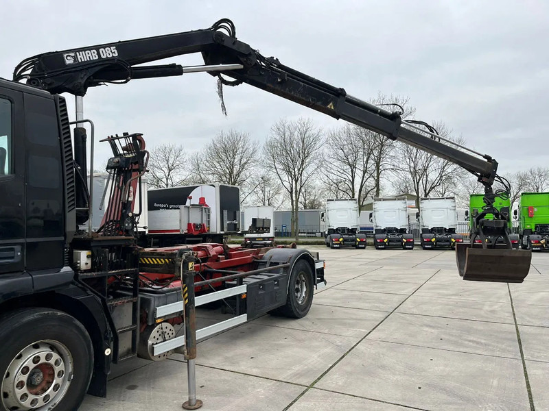 Hook lift truck Iveco Eurostar 190 MH190E24