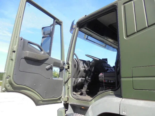 Hook lift truck Iveco Eurotrakker 410 E37H