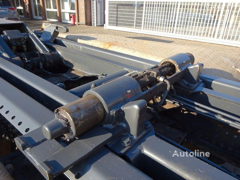 Hook lift truck Iveco STRALIS 400 - Hook lift truck