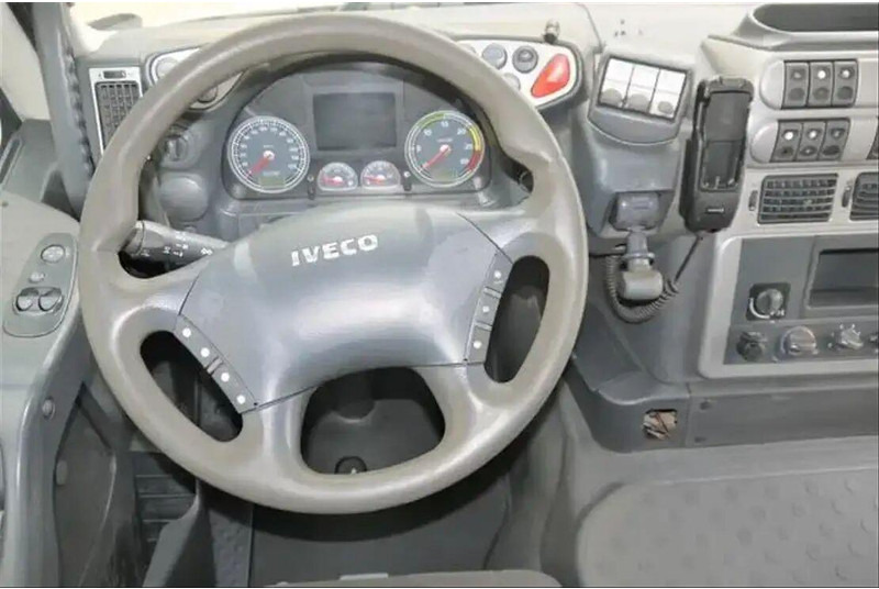 Hook lift truck Iveco Stralis 260 - Hook lift truck