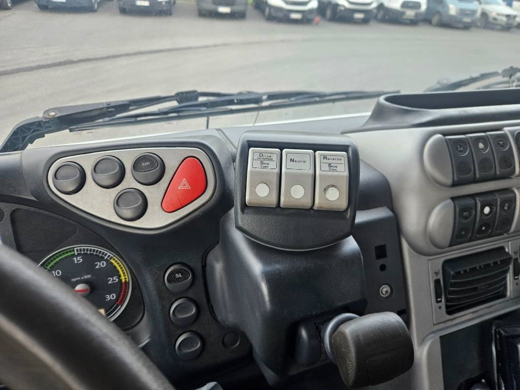 Hook lift truck Iveco Stralis 260 S42 6x2*4