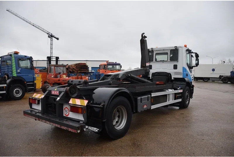 Hook lift truck Iveco Stralis 330