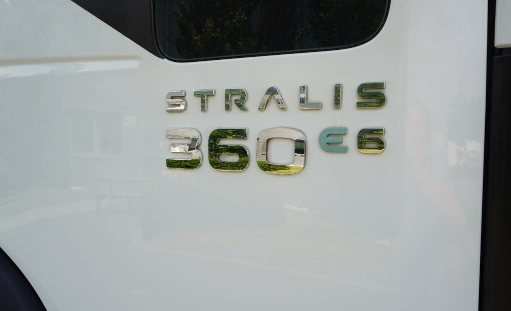 Hook lift truck Iveco Stralis 360 E6 6×2 / MARREL 20t hooklift