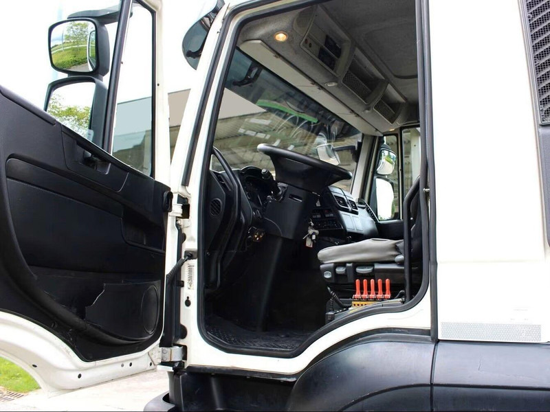 Hook lift truck Iveco Stralis 460 - ANG abrollkipper