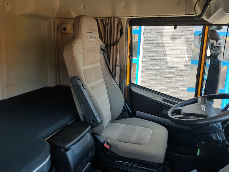 Hook lift truck Iveco Stralis AS260Y Haakarm 217.000 KM