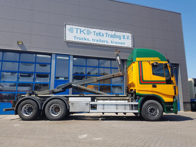 Hook lift truck Iveco Stralis AS260Y Haakarm 217.000 KM