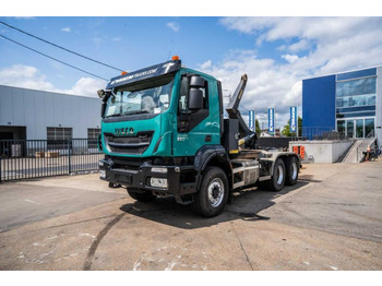 Hook lift truck Iveco TRAKKER 360-6x4-PALFINGER
