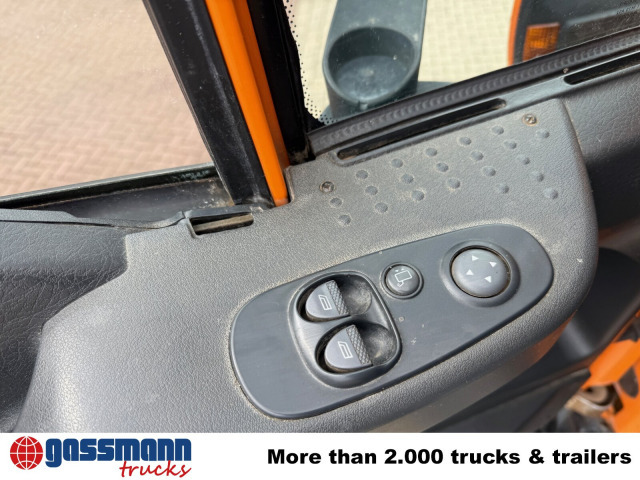 Hook lift truck Iveco Trakker AT190T33W/P 4x4, Winterdienstausstattung