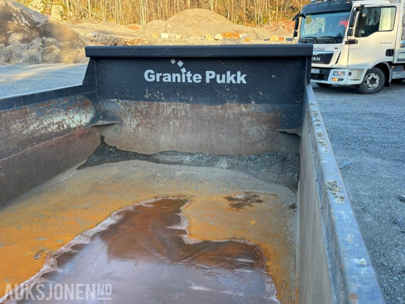 Hook lift truck Krok dumperkasse med hyd baklem