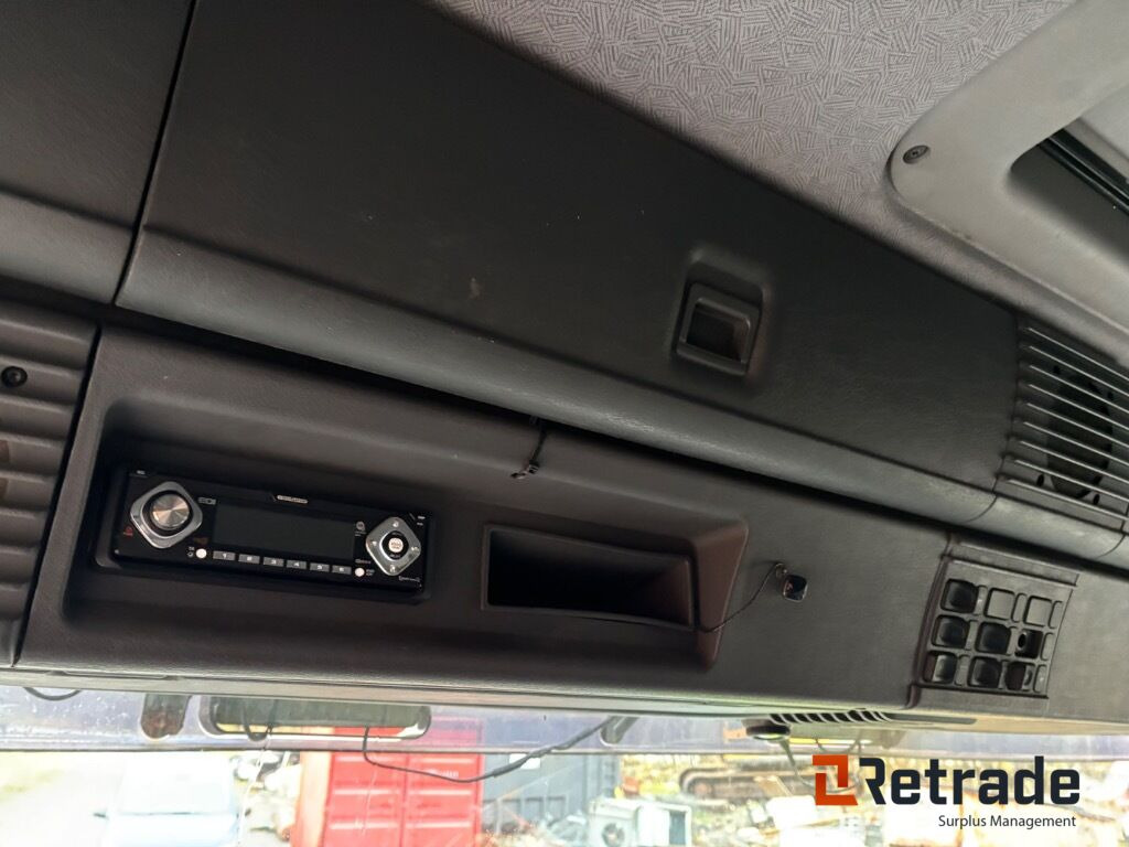 Hook lift truck Krokbil Scania 124G