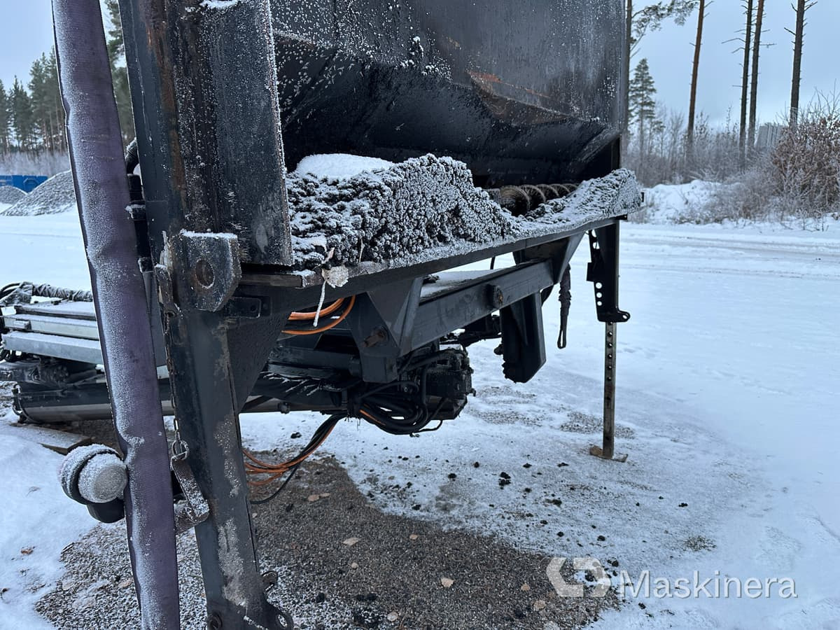 Hook lift truck Lastväxlare Volvo FH med sprider & flak