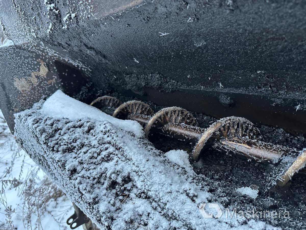 Hook lift truck Lastväxlare Volvo FH med sprider & flak
