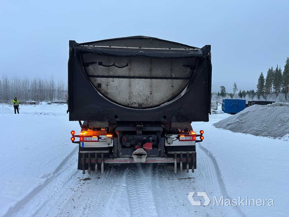 Hook lift truck Lastväxlare Volvo FH med sprider & flak
