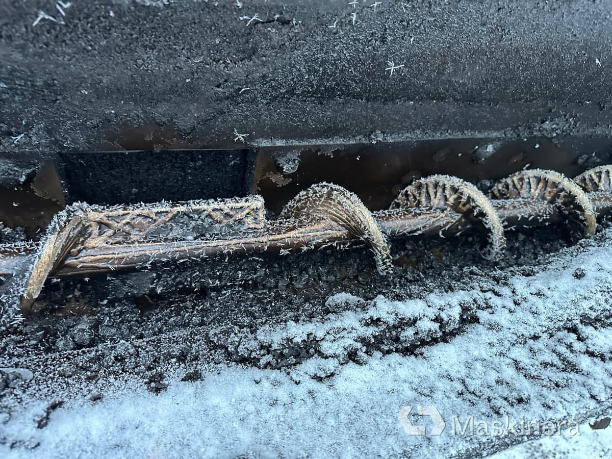 Hook lift truck Lastväxlare Volvo FH med sprider & flak