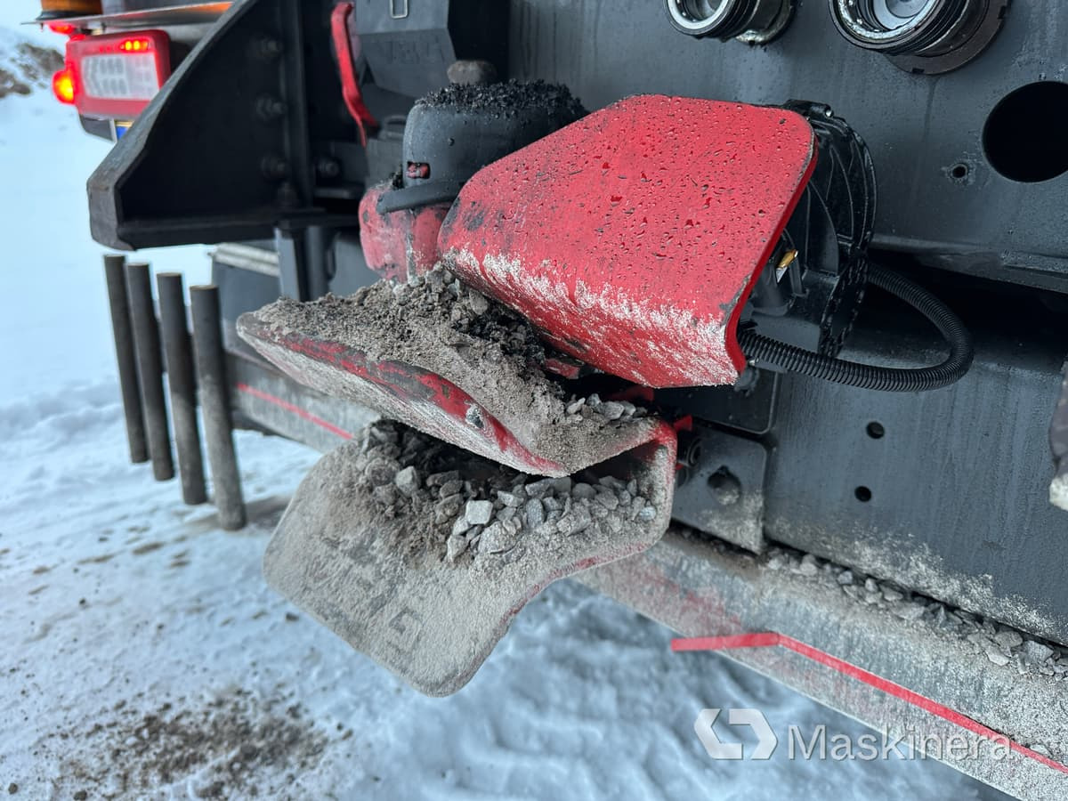 Hook lift truck Lastväxlare Volvo FH med sprider & flak